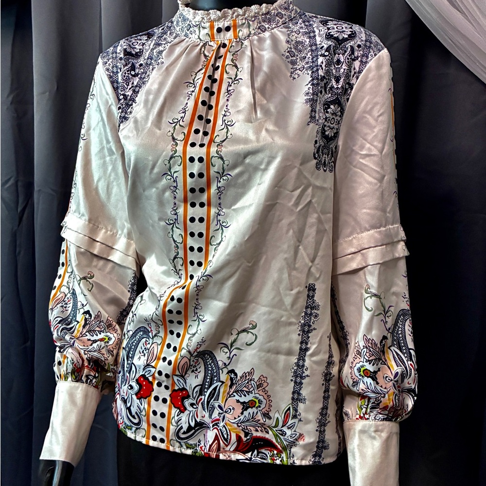 Floral High Neck Blouse with Lace Trim - Picture 3 of 3